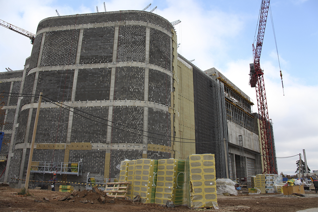 Тарельчатые дюбели ЕКТ фиксируют теплоизоляцию на фасаде нового здания исторического музея