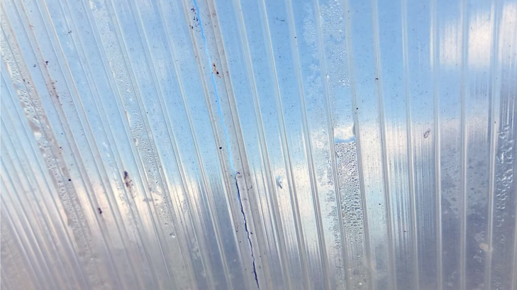 крепеж-для-поликарбоната минусы.jpg